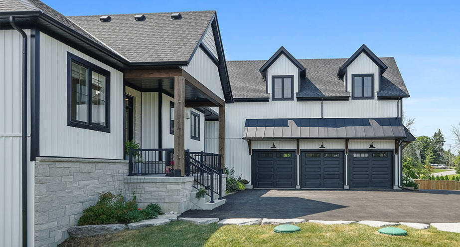 Lakefront gallery image 1 Lakefront gallery image 1