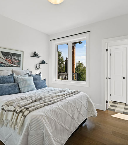 Lakefront gallery image 1 Lakefront gallery image 1