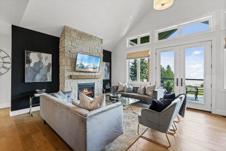 04  Custom Home  Living  Room2