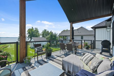 17  Custom Home  Back  Porch